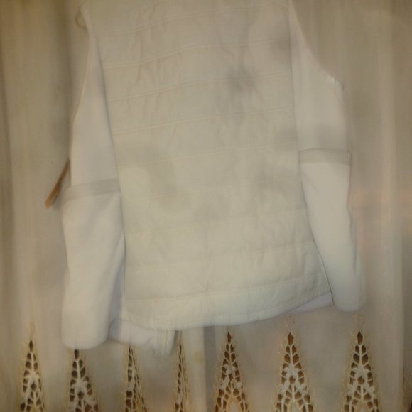 NEW Avia Women's  Lightweight Active quilted vest with pockets sz XX large - Picture 4 of 12